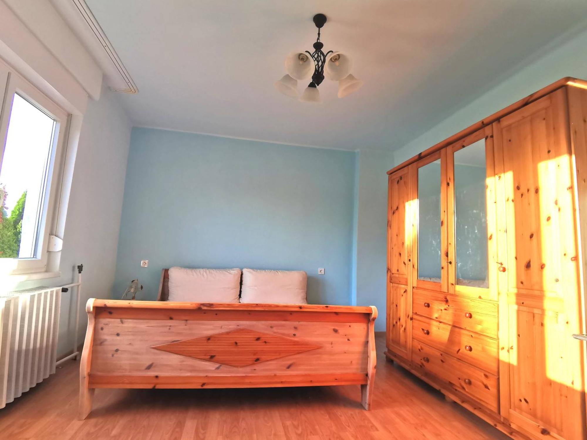 SzoladGrosses Ferienhaus Plattensee Balaton - Nyaralo Haz 6 Szobaval, 5 Fuerdoszobaval, 3000 Nm公寓 外观 照片